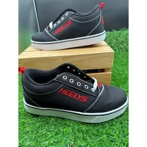 Heelys-Black/White-Size 7M